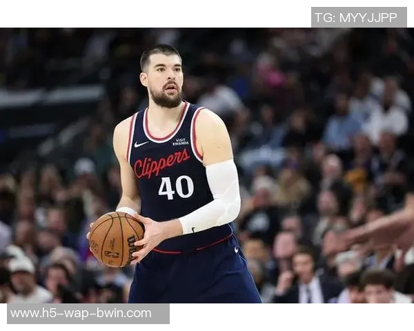 祖巴茨直言勇士防守致我队进攻失灵打法混乱无序