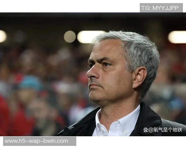 穆里尼奥与C罗如父子般亲密却曾因教诲几乎让其泪崩的故事